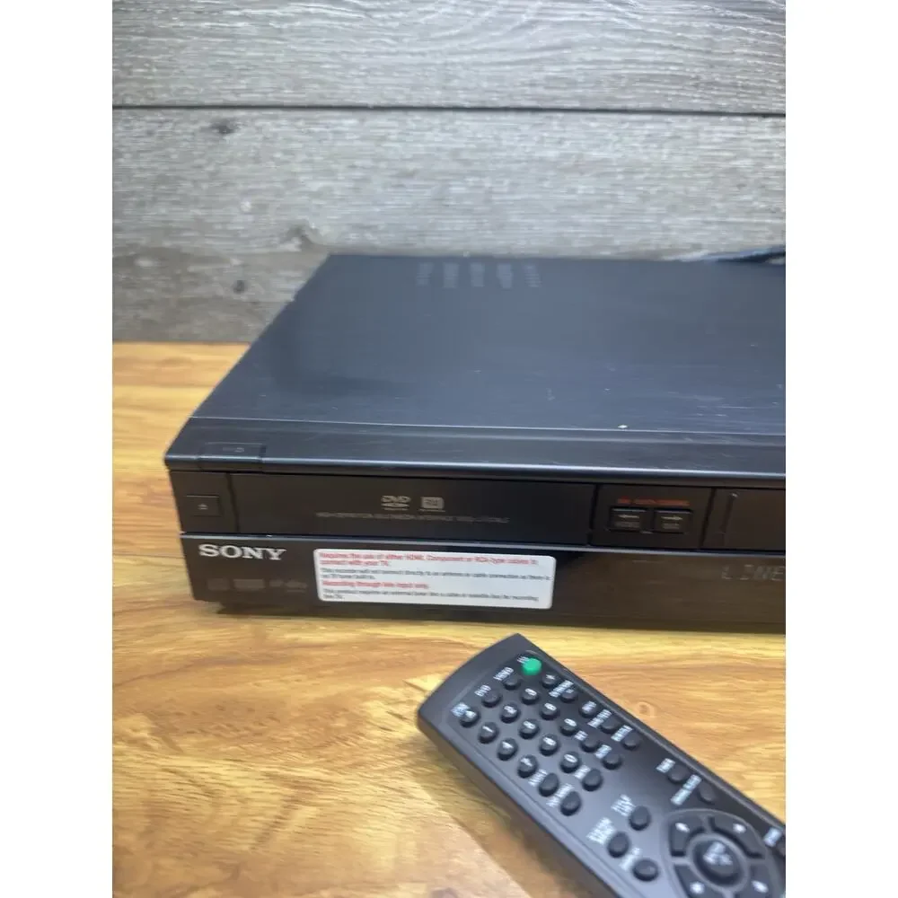Sony RDR-VX535 DVD / VCR Combo Player Recorder 1080p HDMI Upscale With Remote